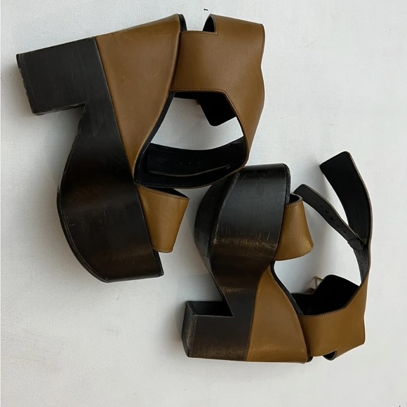 CELINE Strap Sandals Wood Brown High Heel Two tone Italy Shoes Platform Size 6 - Picture 6 of 8